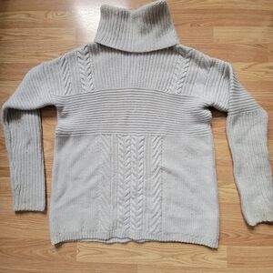 Cozy Gray Turtleneck Sweater
